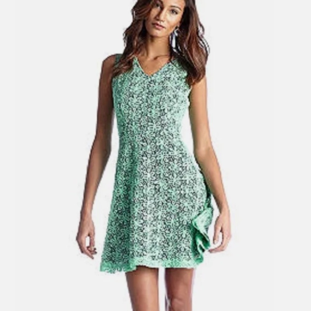 SOLD Cynthia Rowley lace floral SPRING